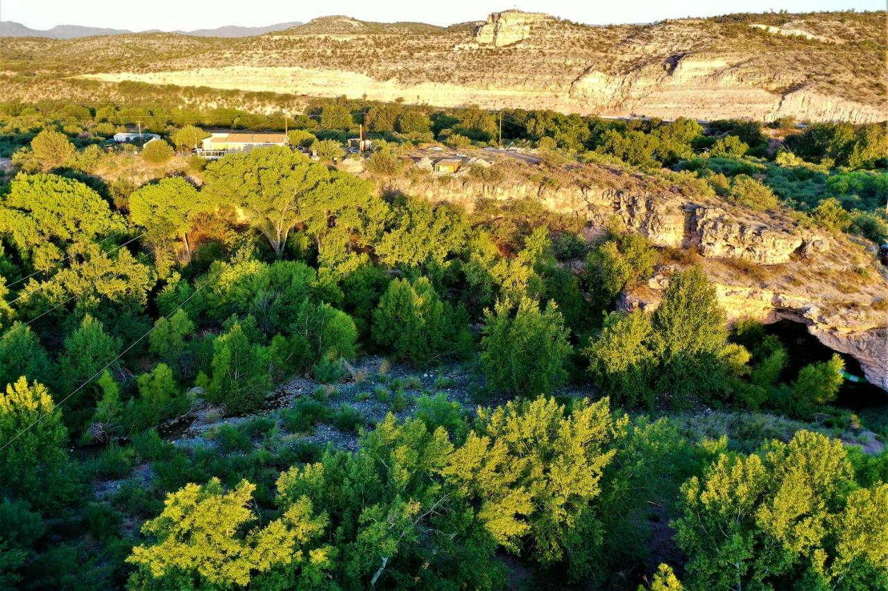 Hôtel Cave, Yurt, Bubble And Other Glamping Adventures à Sedona Extérieur photo