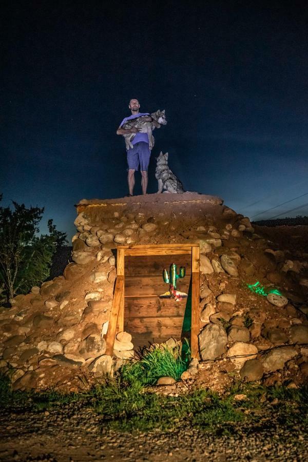 Hôtel Cave, Yurt, Bubble And Other Glamping Adventures à Sedona Extérieur photo
